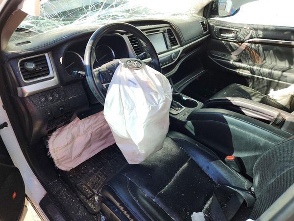 2014 TOYOTA HIGHLANDER Base/Hybrid — CKPT