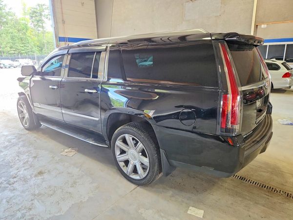 2018 CADILLAC ESCALADE ESV Luxury — DSRA