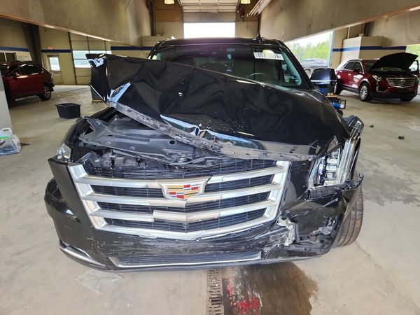 2018 CADILLAC ESCALADE ESV Luxury — DIRF