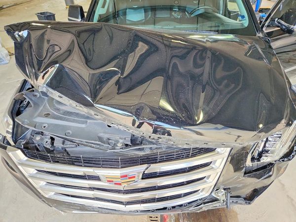 2018 CADILLAC ESCALADE ESV Luxury — Engine bay