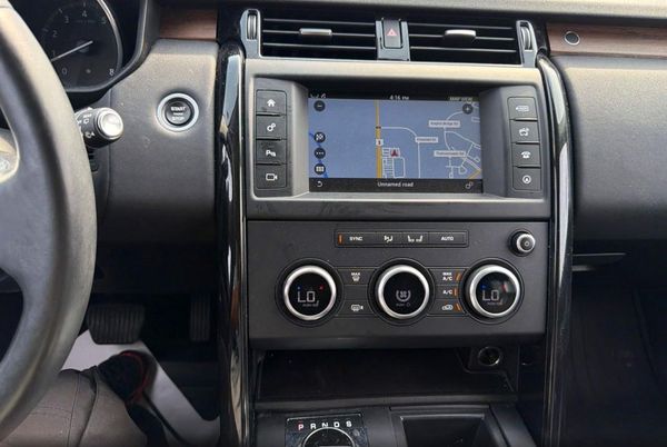 2017 LAND ROVER DISCOVERY SE