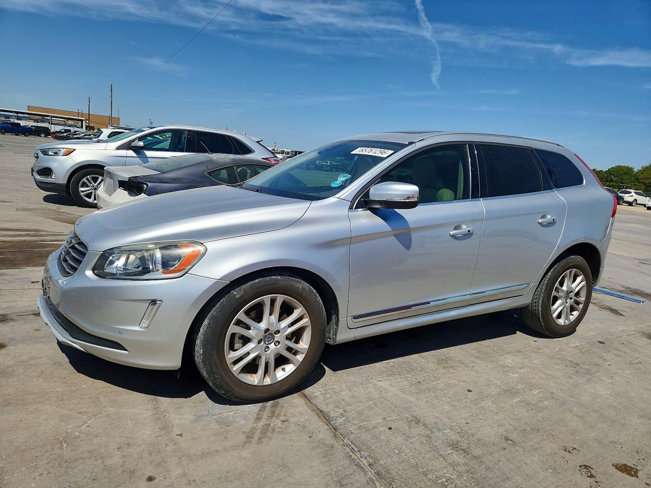 2016 VOLVO XC60