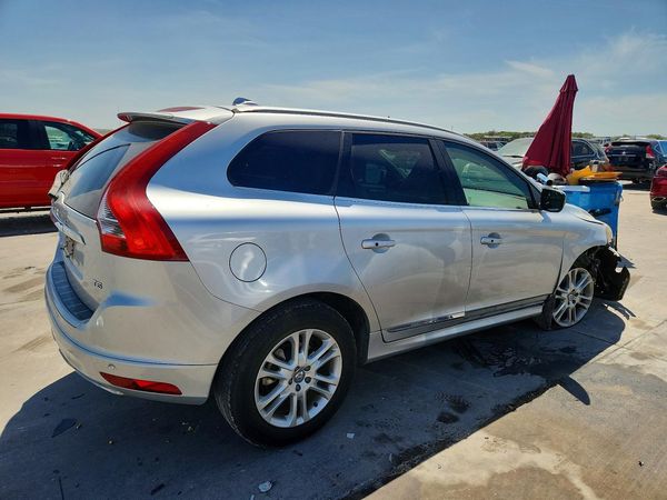 2016 VOLVO XC60