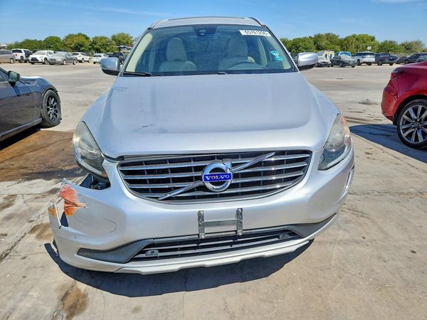 2016 VOLVO XC60