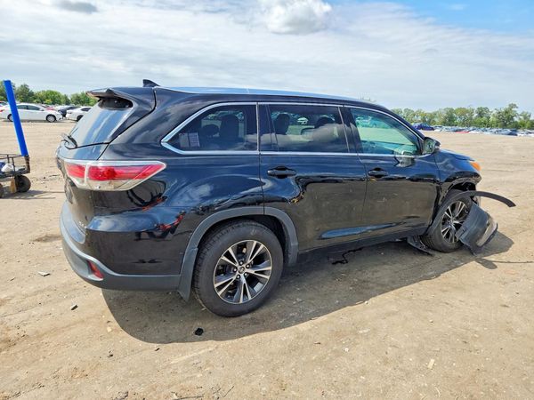 2016 TOYOTA HIGHLANDER