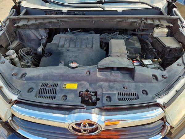2016 TOYOTA HIGHLANDER