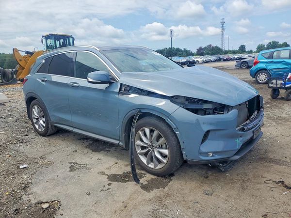 2022 INFINITI QX50 Essential