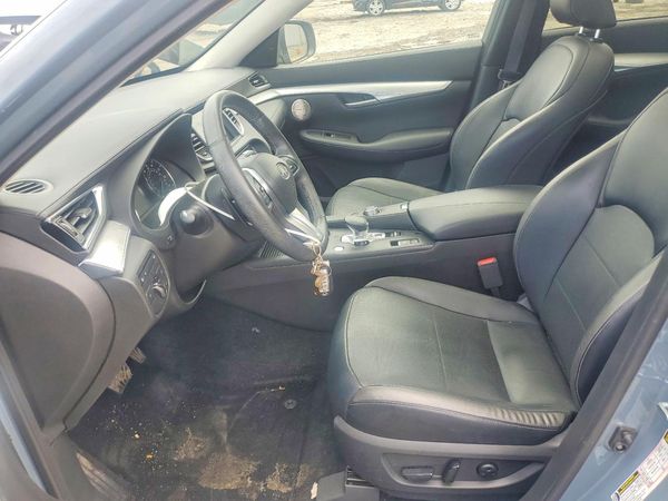 2022 INFINITI QX50 Essential