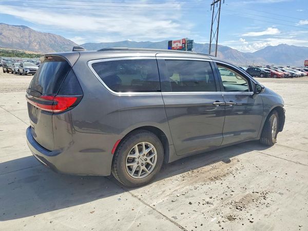 2022 CHRYSLER PACIFICA
