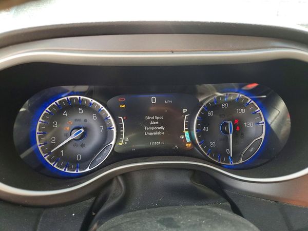 2022 CHRYSLER PACIFICA