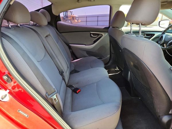 2016 HYUNDAI ELANTRA