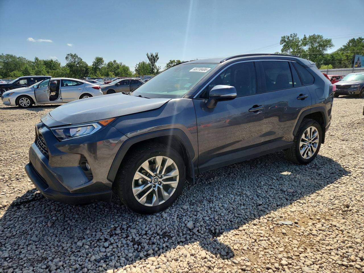 2019 TOYOTA RAV4 XLE Premium