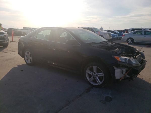2012 TOYOTA CAMRY — Passenger 3/4