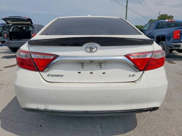 2015 TOYOTA CAMRY — DIRR