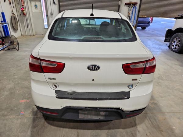 2015 KIA RIO GL - Middle-low