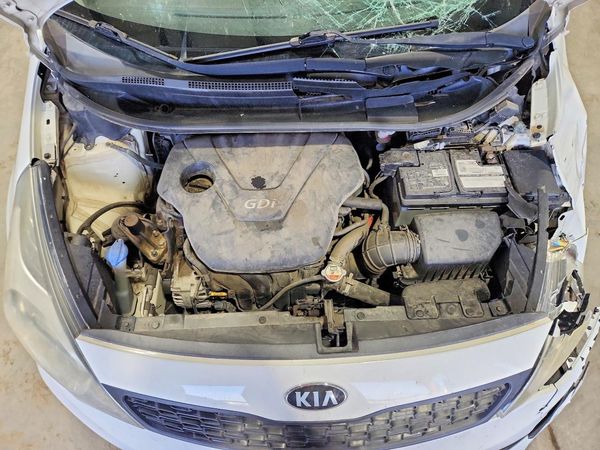 2015 KIA RIO GL - Middle-low