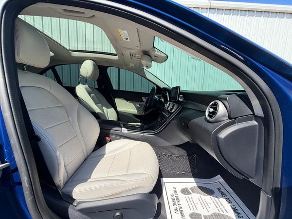 2017 MERCEDES-BENZ C C300-4M