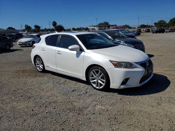 2017 LEXUS CT 200h