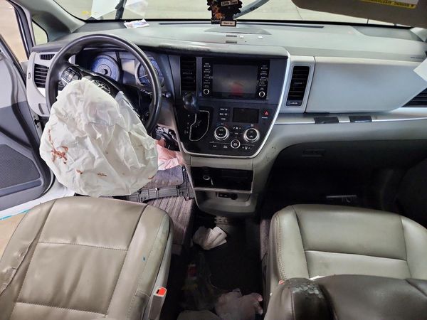 2020 TOYOTA SIENNA D grade — CKPT