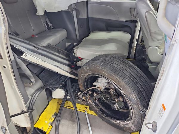 2020 TOYOTA SIENNA D grade — LOOS