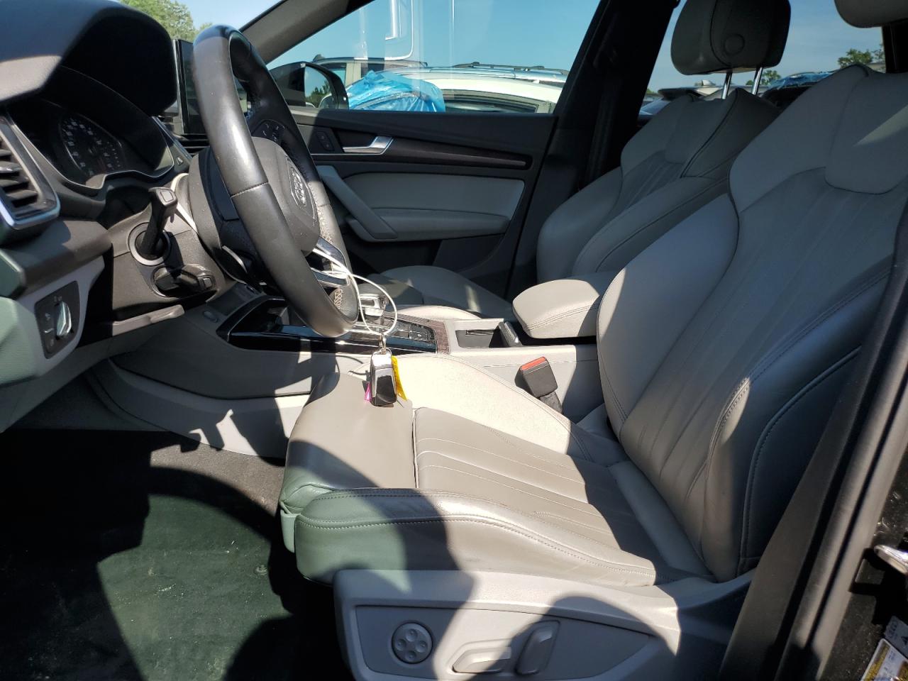 2022 AUDI Q5