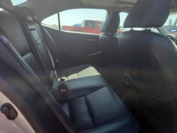 2014 LEXUS IS 250