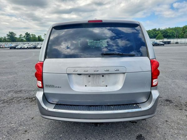 2018 DODGE GRAND CARAVAN SE