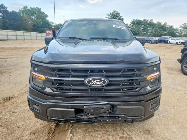 2025 FORD F150 XLT