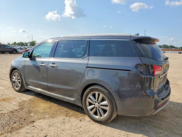 2018 KIA SEDONA
