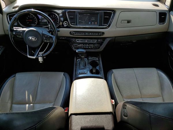 2018 KIA SEDONA