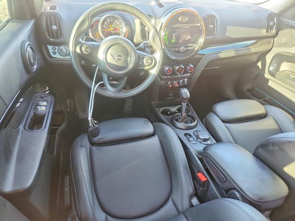 2019 MINI COOPER