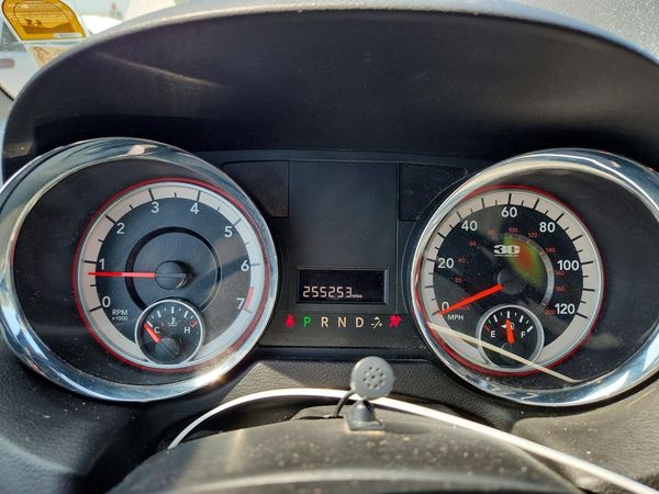 2014 DODGE GRAND CARAVAN SE