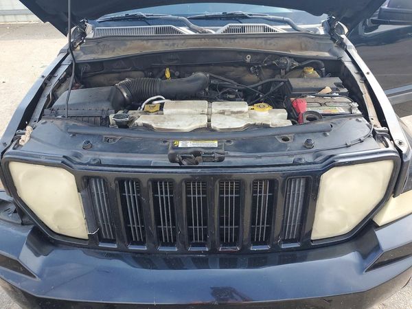 2012 JEEP LIBERTY Sport