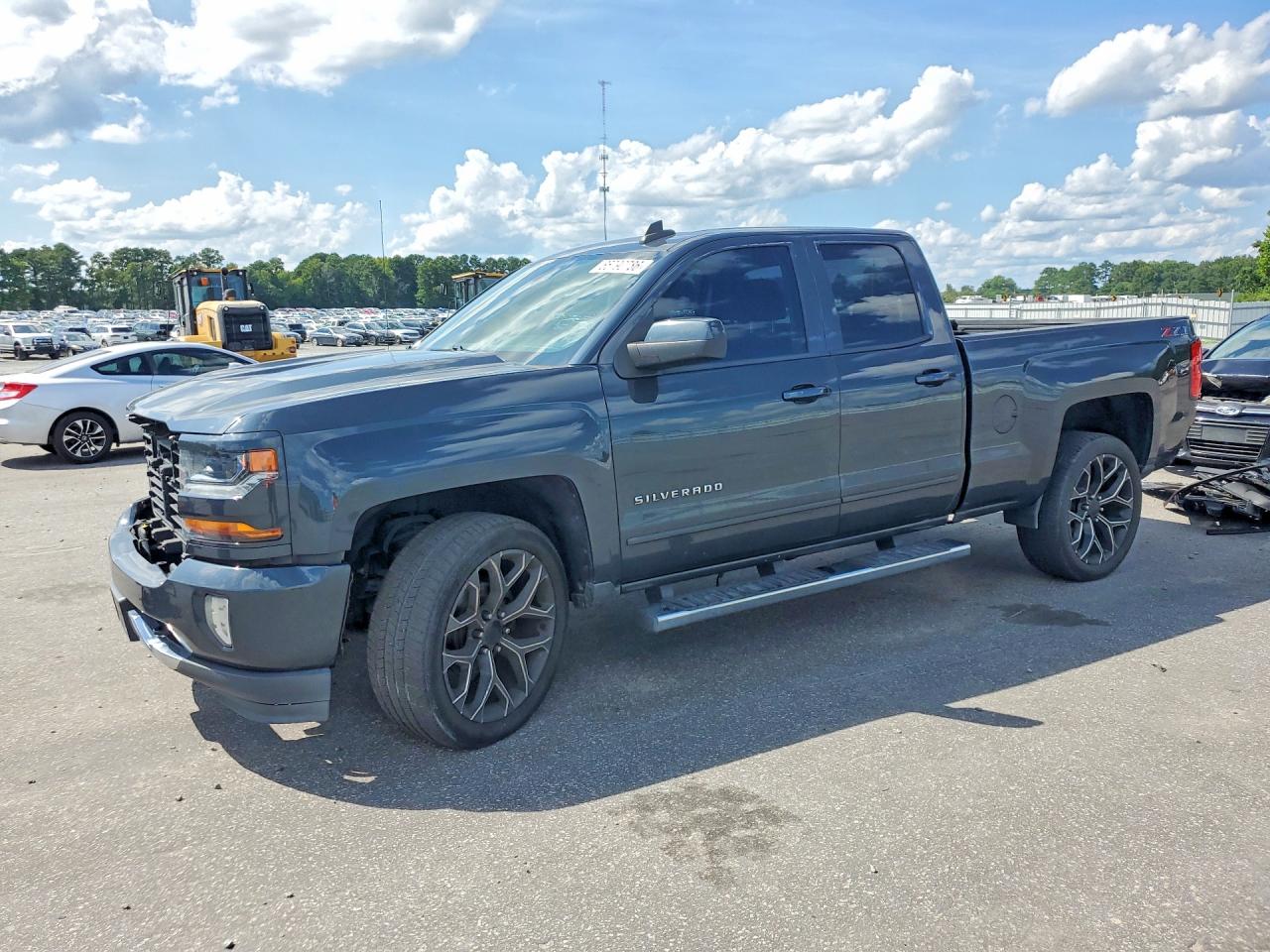 2018 CHEVROLET SILVERADO LT