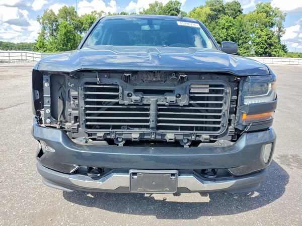 2018 CHEVROLET SILVERADO LT