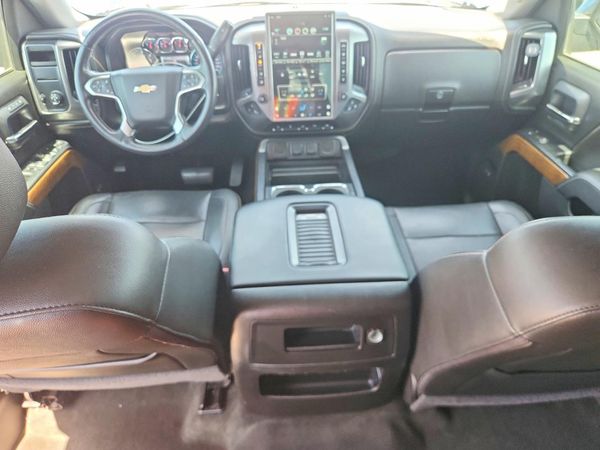 2018 CHEVROLET SILVERADO LTZ