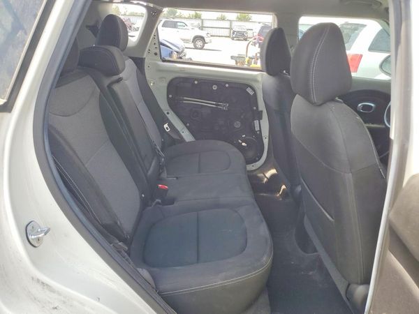 2017 KIA SOUL Plus