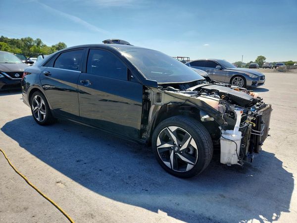 2023 HYUNDAI ELANTRA Limited