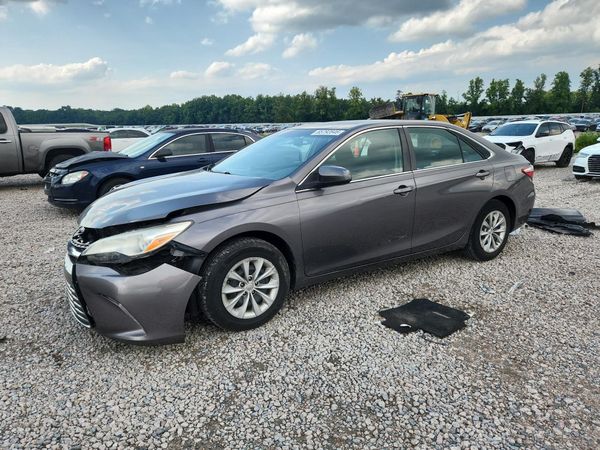 2017 TOYOTA CAMRY