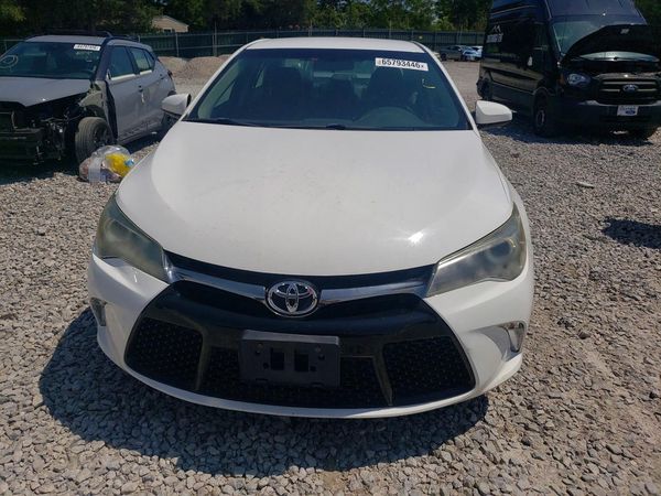 2015 TOYOTA CAMRY