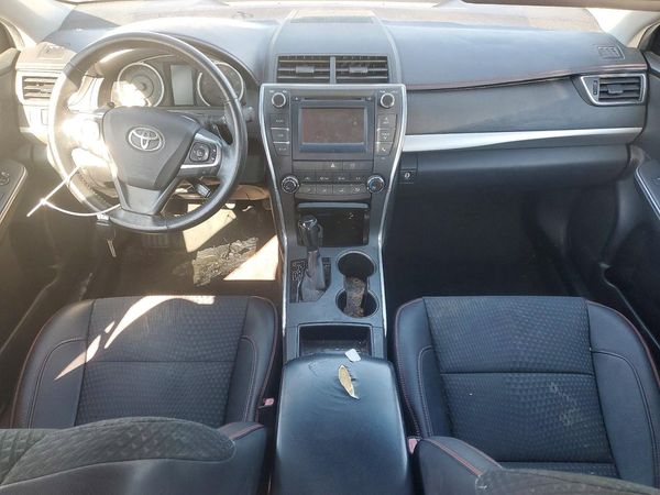 2015 TOYOTA CAMRY
