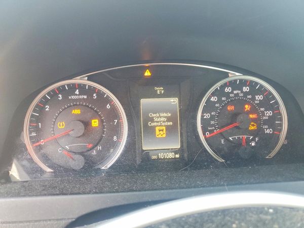 2015 TOYOTA CAMRY