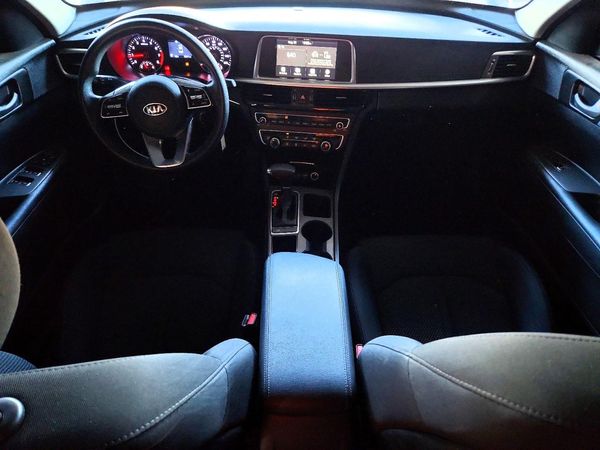 2019 KIA OPTIMA LX, S