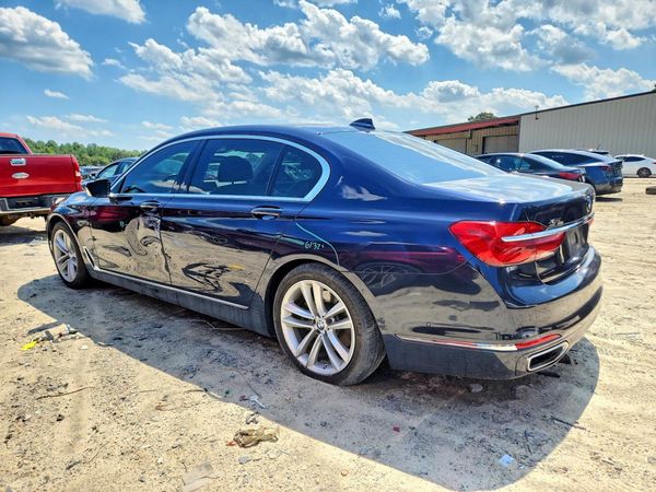 2017 BMW 750 xDrive