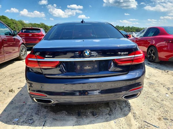 2017 BMW 750 xDrive
