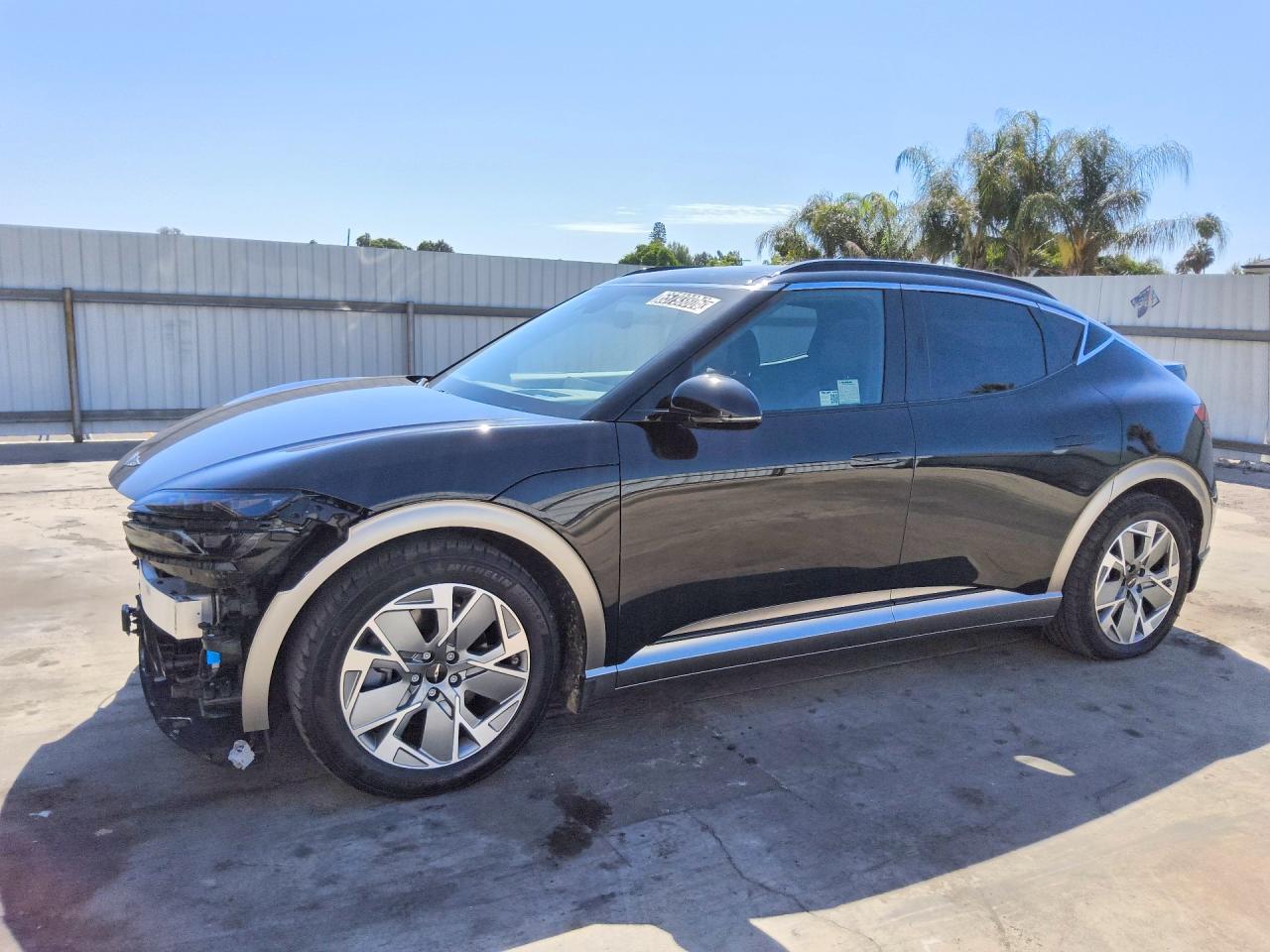 2025 GENESIS GV60 Standard (RWD)