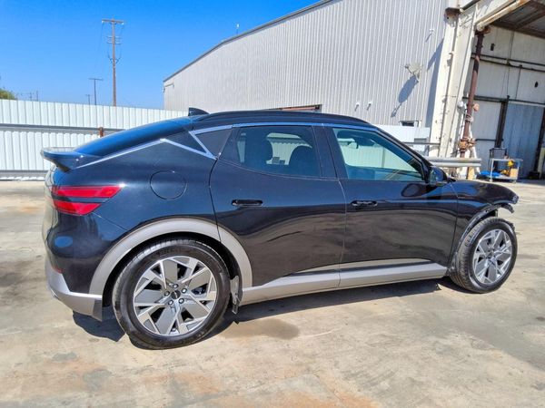 2025 GENESIS GV60 Standard (RWD)