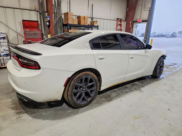 2019 DODGE CHARGER SXT