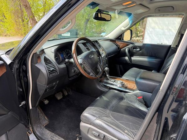 2013 INFINITI QX56 BASE
