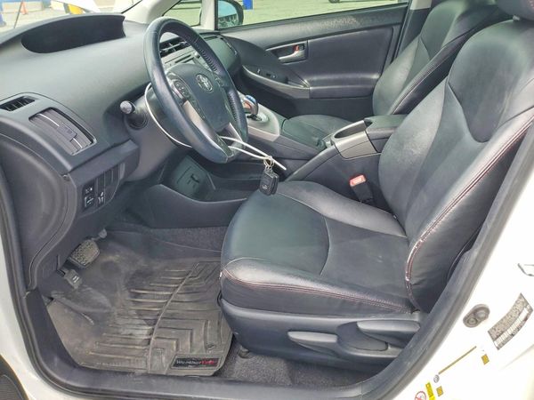 2013 TOYOTA PRIUS